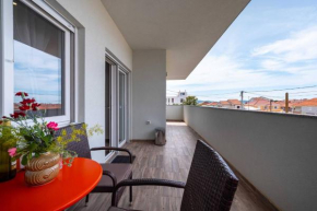 MY DALMATIA - Apartment Blagdan One with private parking